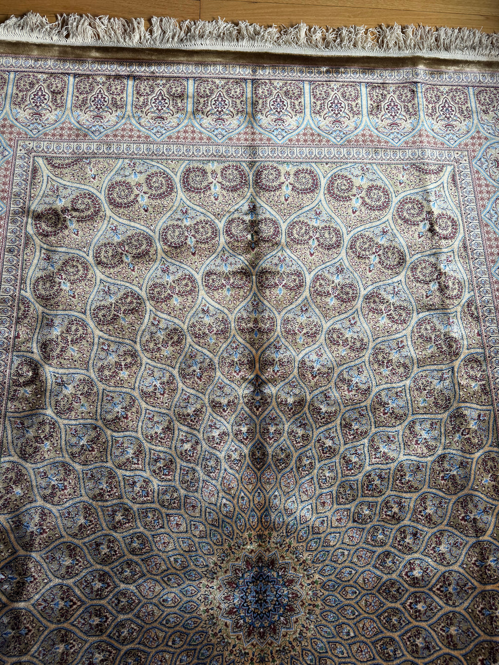 Hand knotted Cashmere Silk Rug
