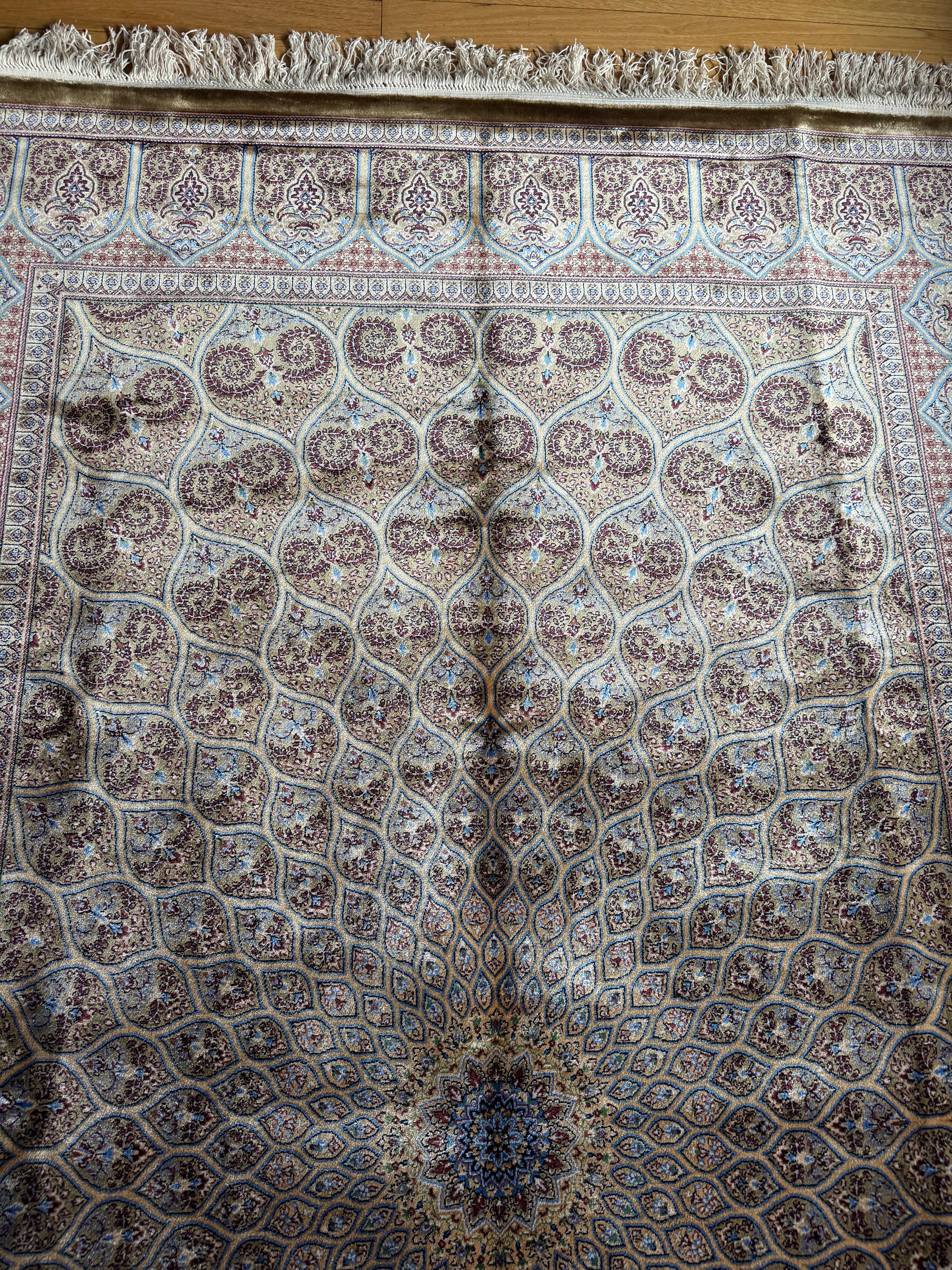 Hand knotted Cashmere Silk Rug