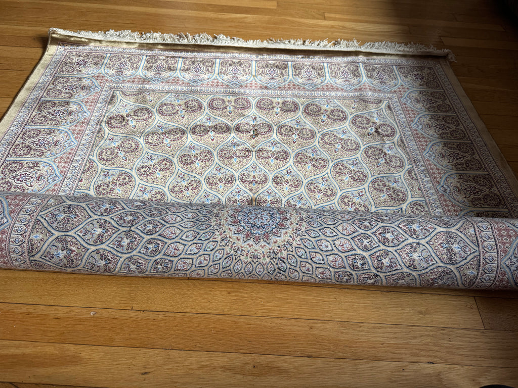 Hand knotted Cashmere Silk Rug